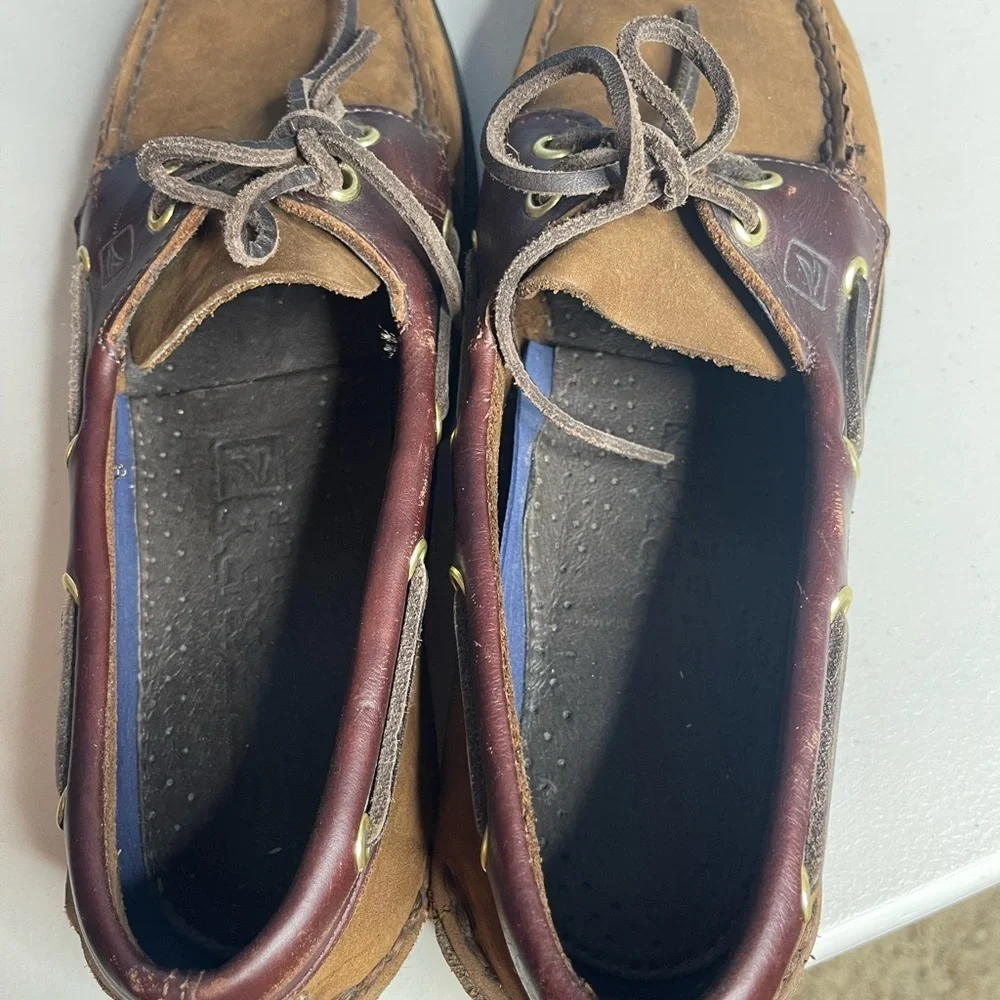 Sperry Top Sider Brown nubuck suede Leather Boat Shoes. Men SZ 10.5 M round toe